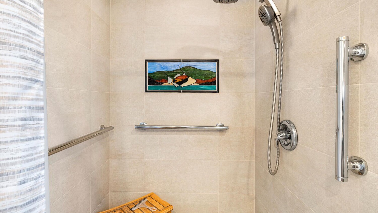 Photo of Bathroom in Kahaluu Bay