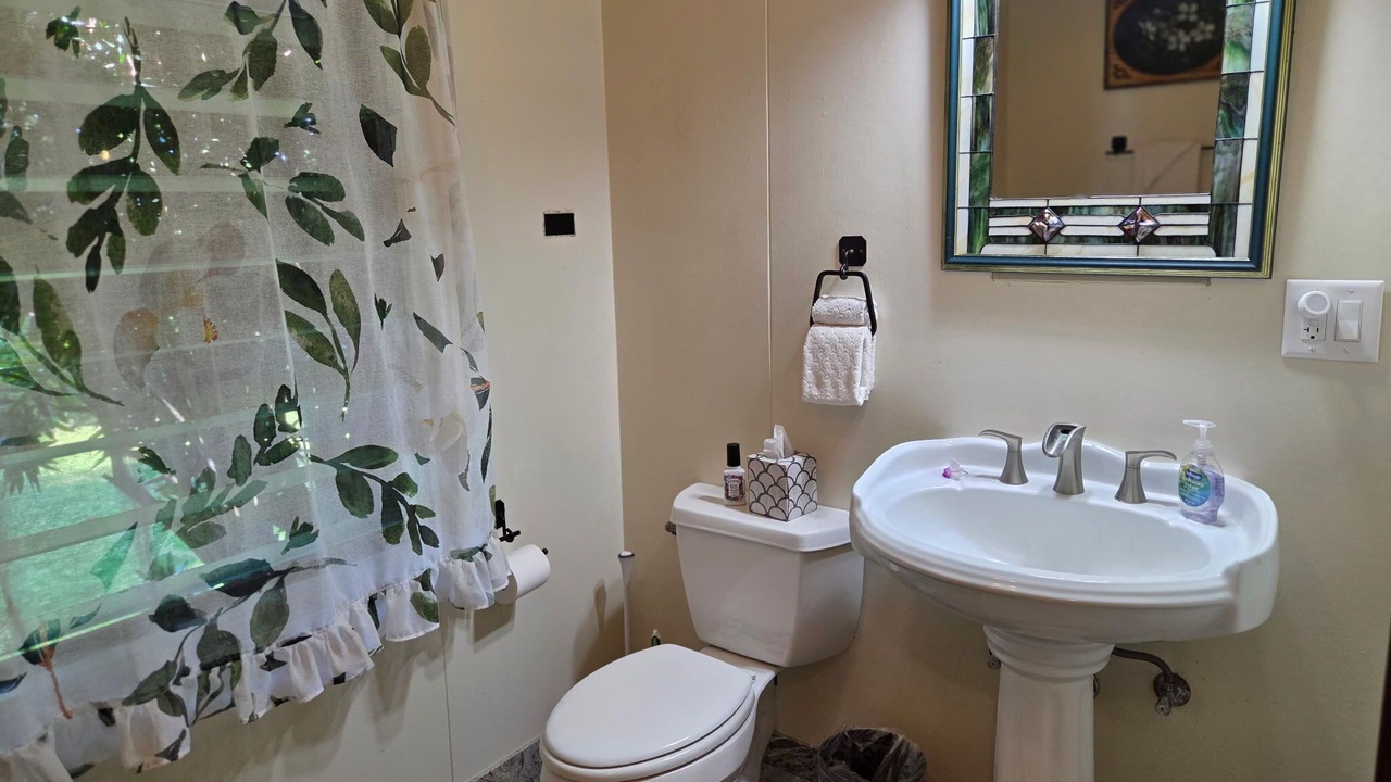 Photo of Bathroom in Captain Cook