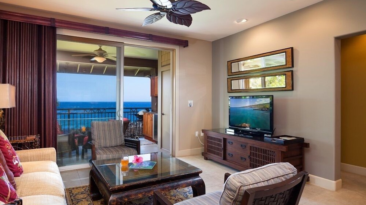 Photo of Livingroom in Waikoloa
