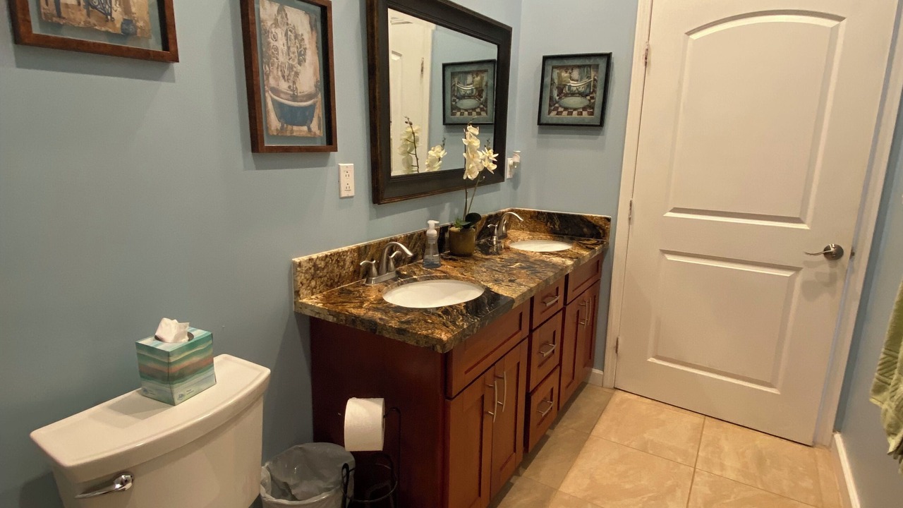 Photo of Bathroom in Kahala