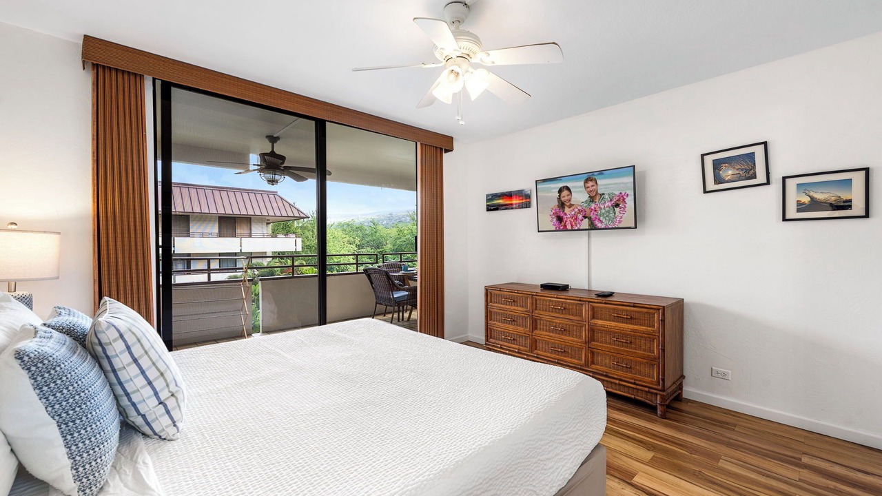 Photo of Bedroom in Kahaluu Bay