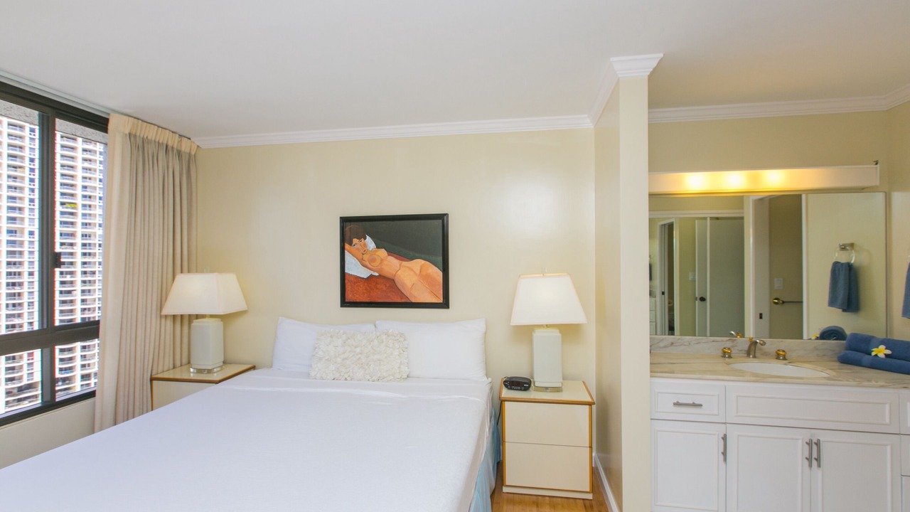 Photo of Bedroom in Waikiki