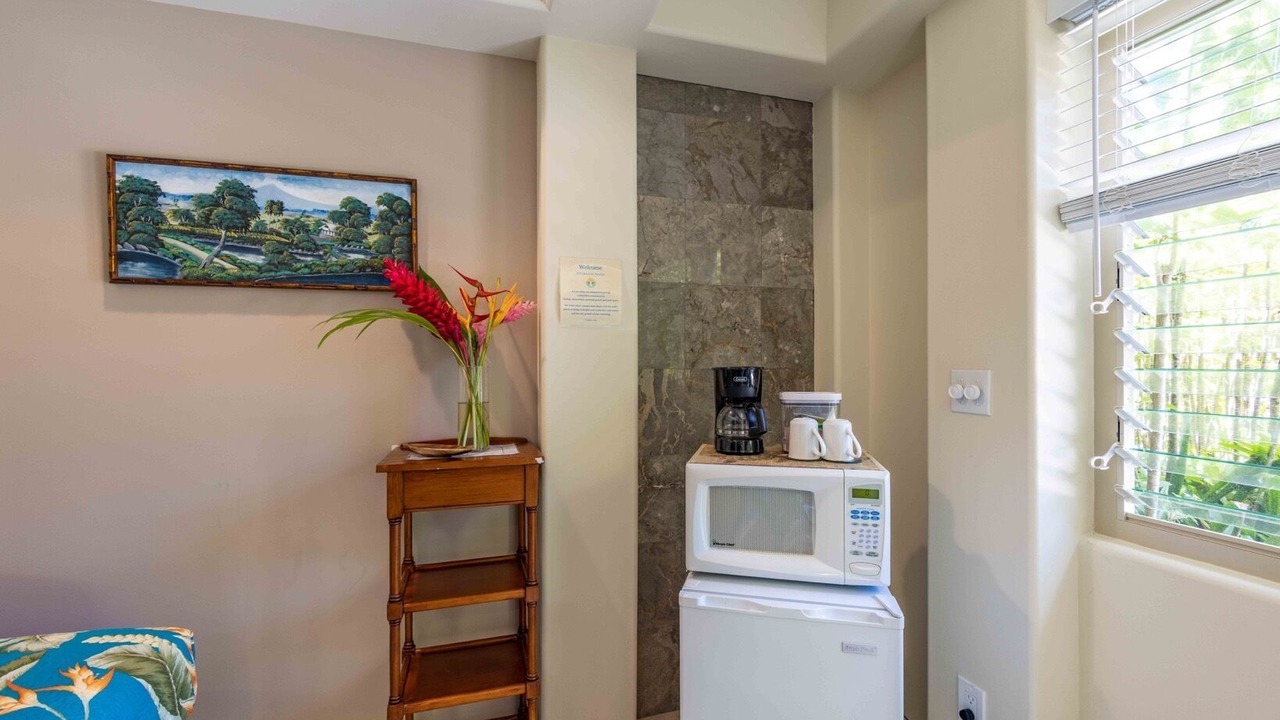 Photo of Kitchen in Haiku