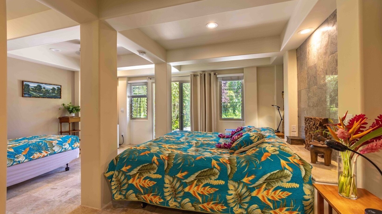 Photo of Bedroom in Haiku