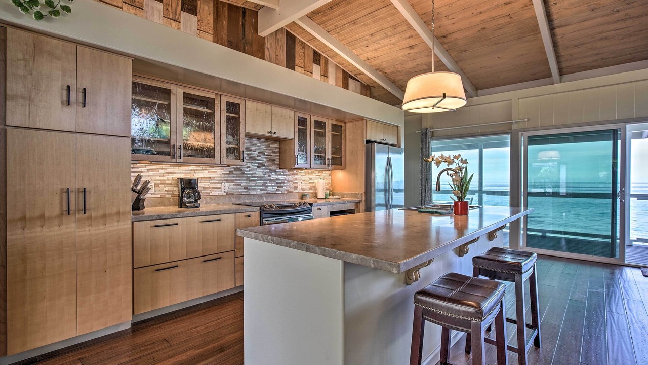 Photo of Kitchen in Historic Kailua Village