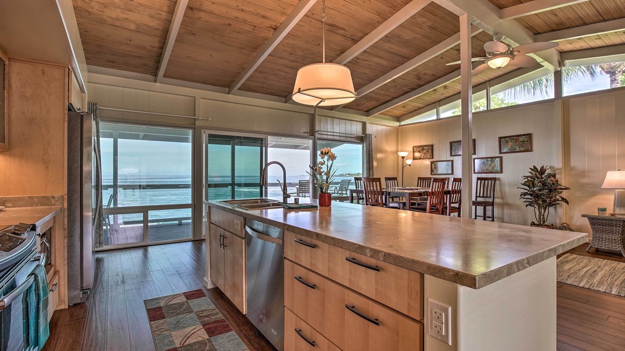 Photo of Kitchen in Historic Kailua Village