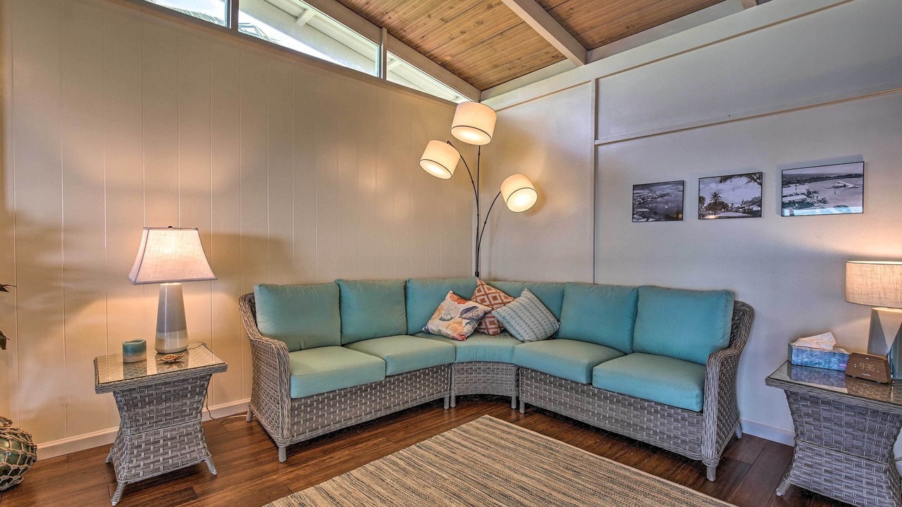 Photo of Livingroom in Historic Kailua Village