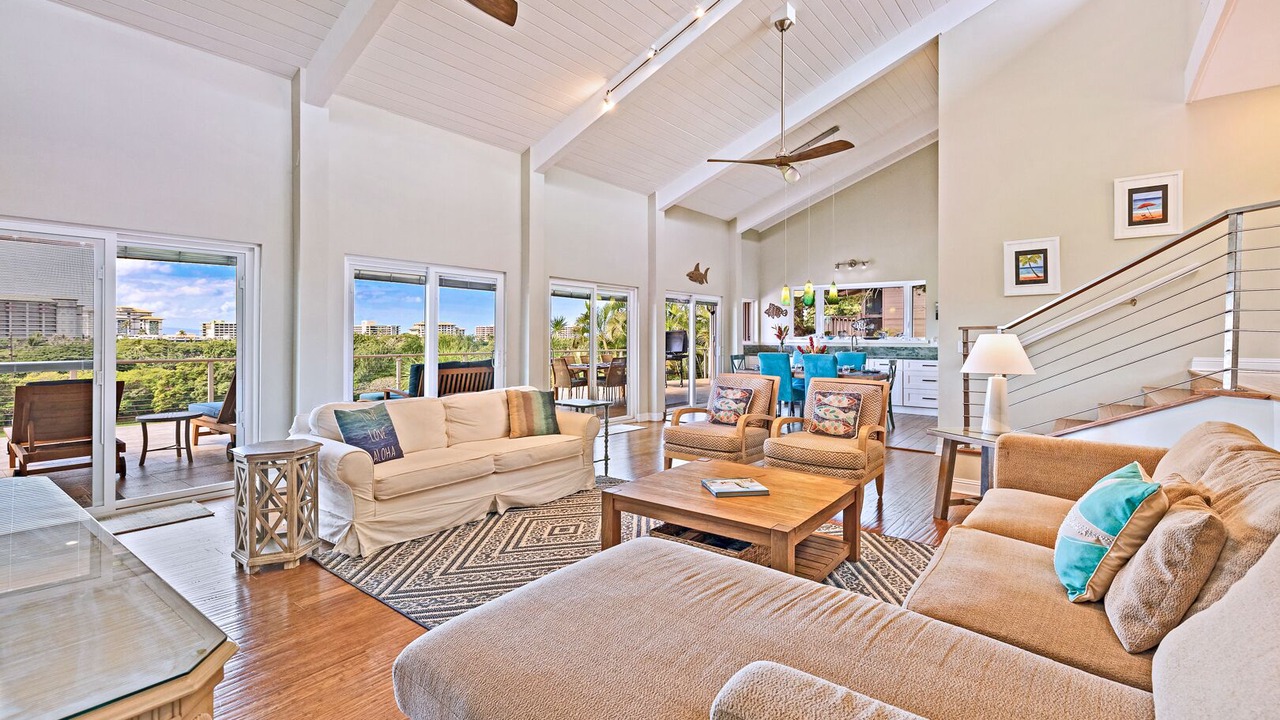 Photo of Livingroom in Kaanapali