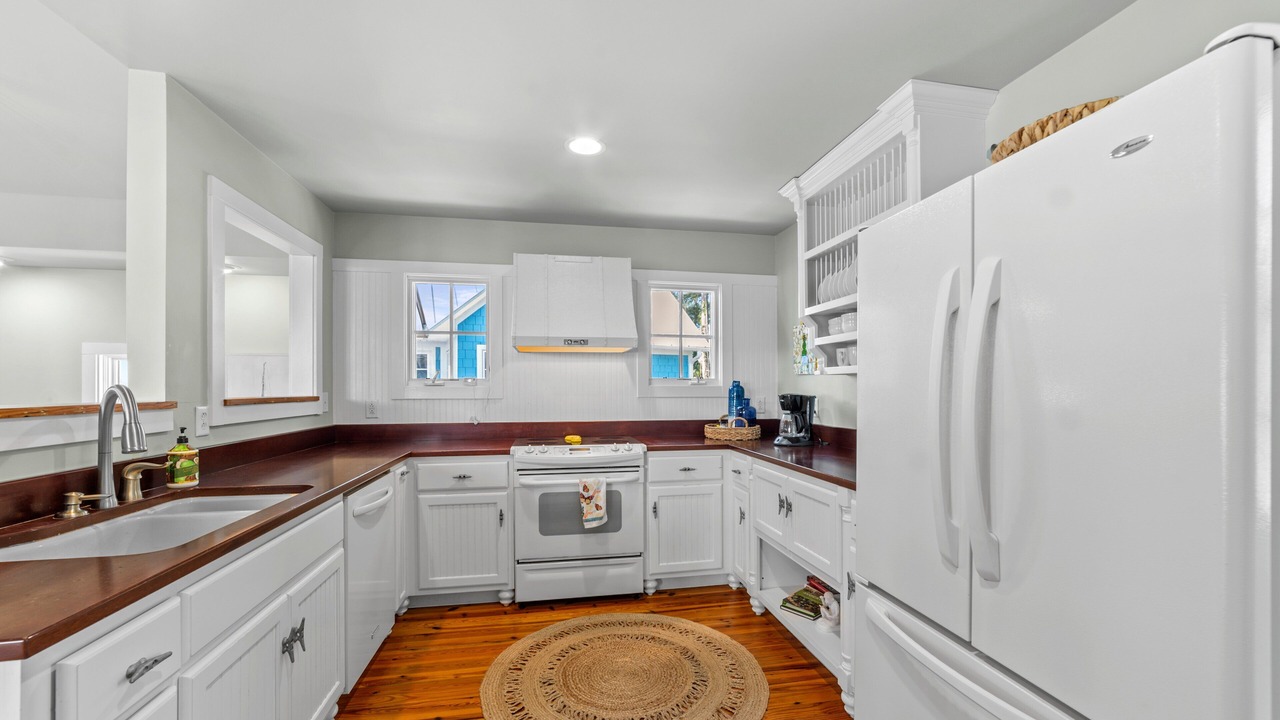 Photo of Kitchen in Minnesott Beach