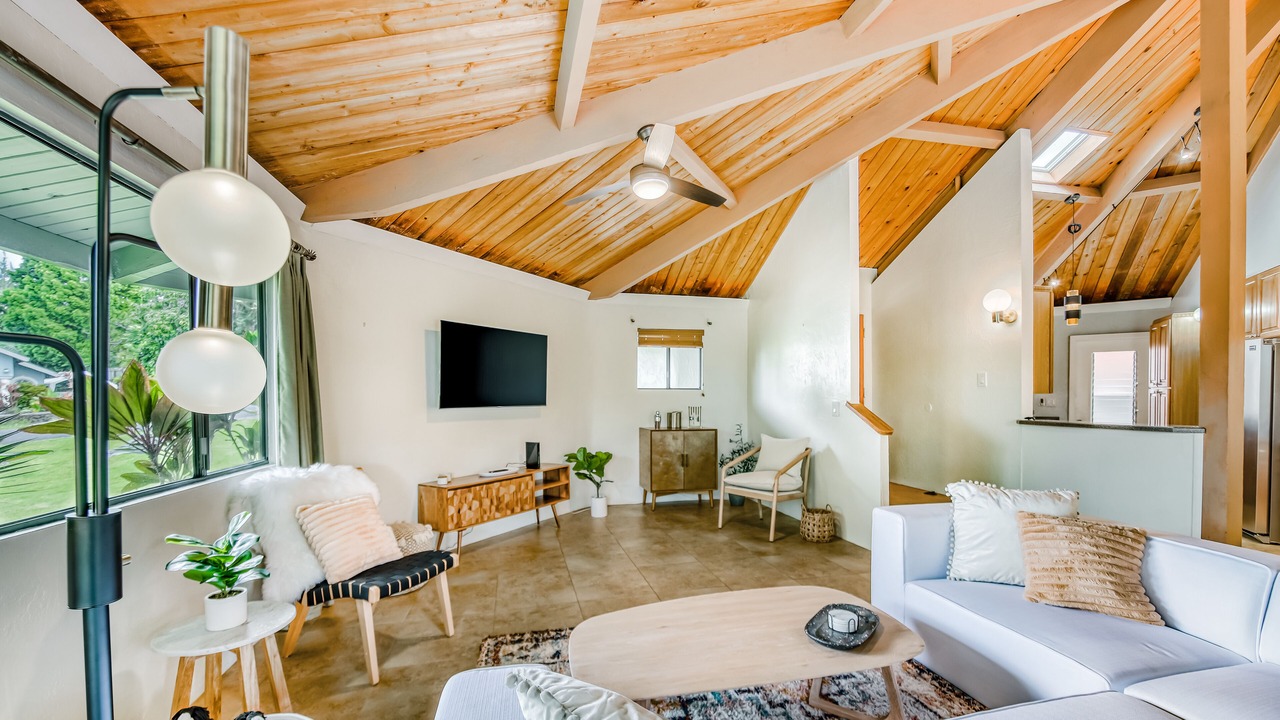 Photo of Livingroom in Kona Palisades