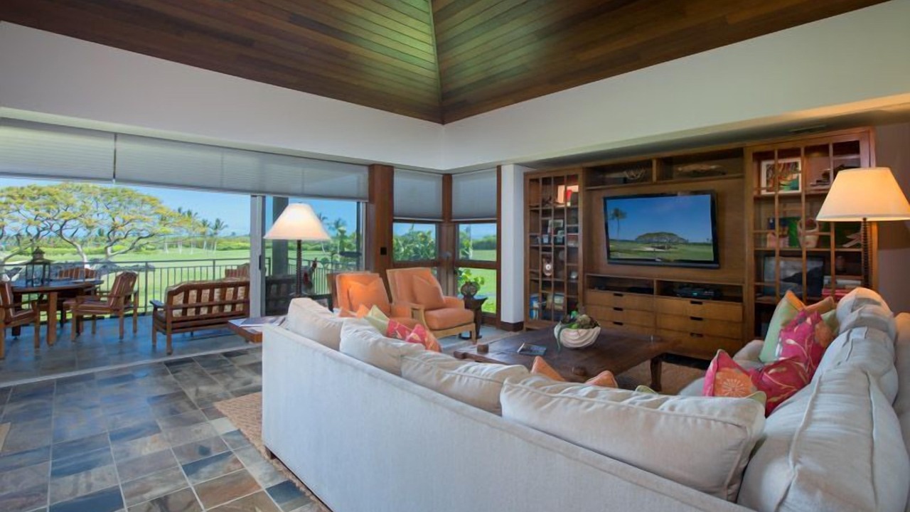 Photo of Bedroom in Kaupulehu