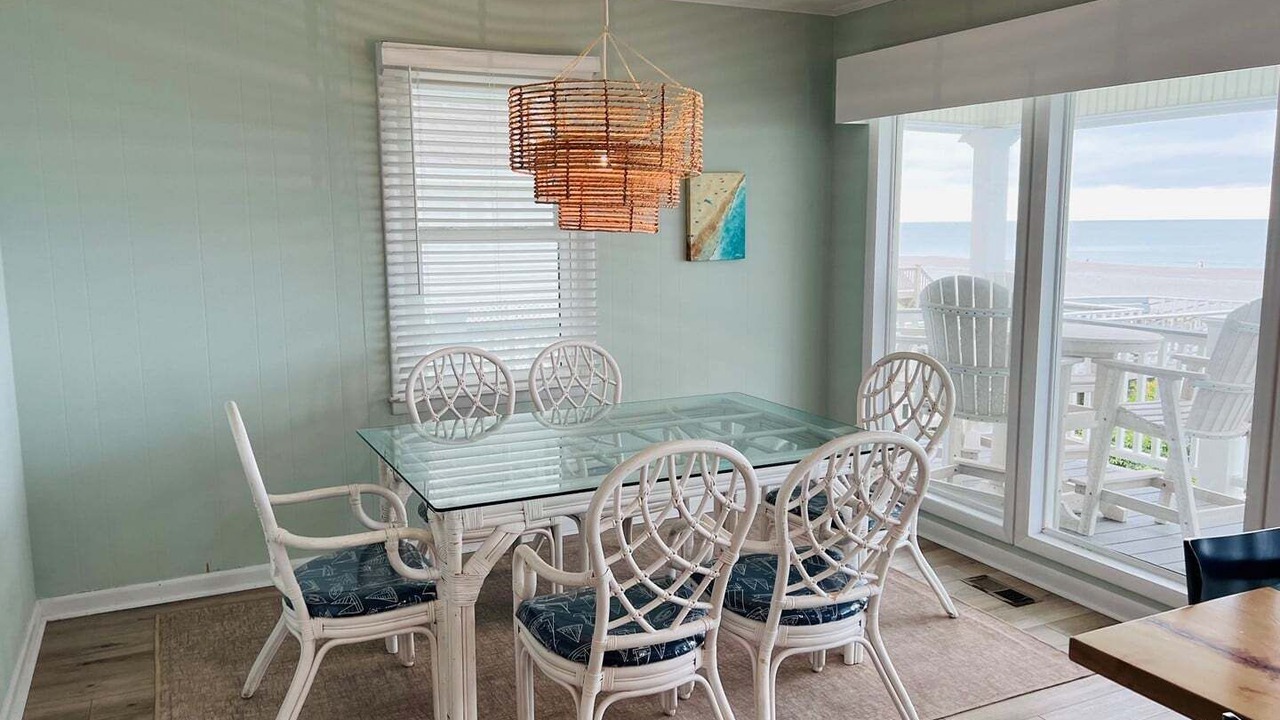 Photo of Livingroom in Holden Beach