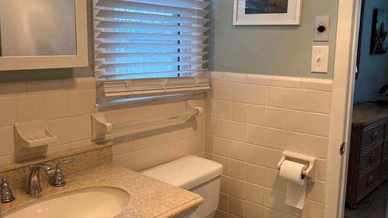 Photo of Bathroom in Holden Beach
