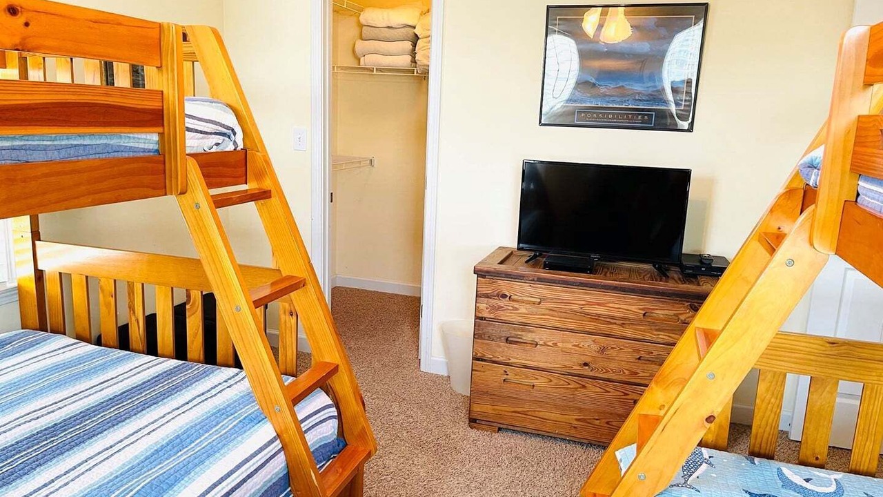 Photo of Bedroom in Holden Beach