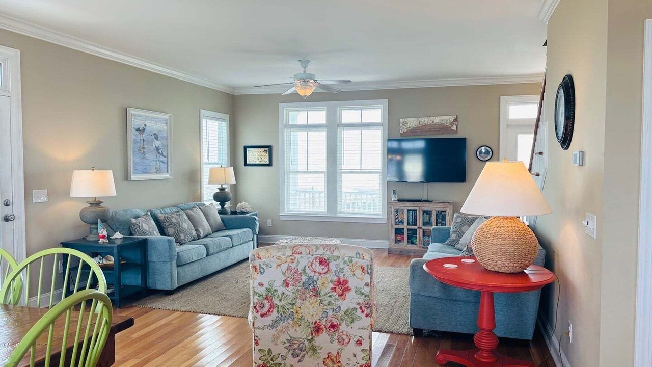Photo of Livingroom in Holden Beach