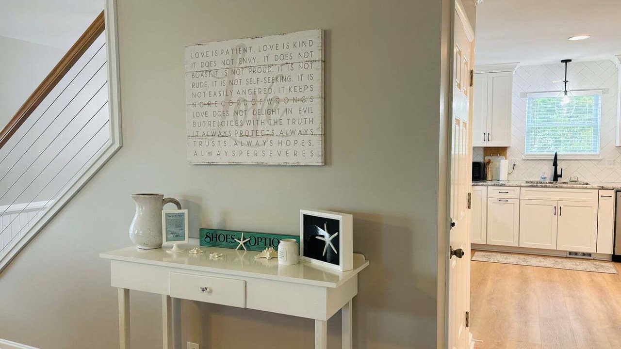 Photo of Livingroom in Holden Beach