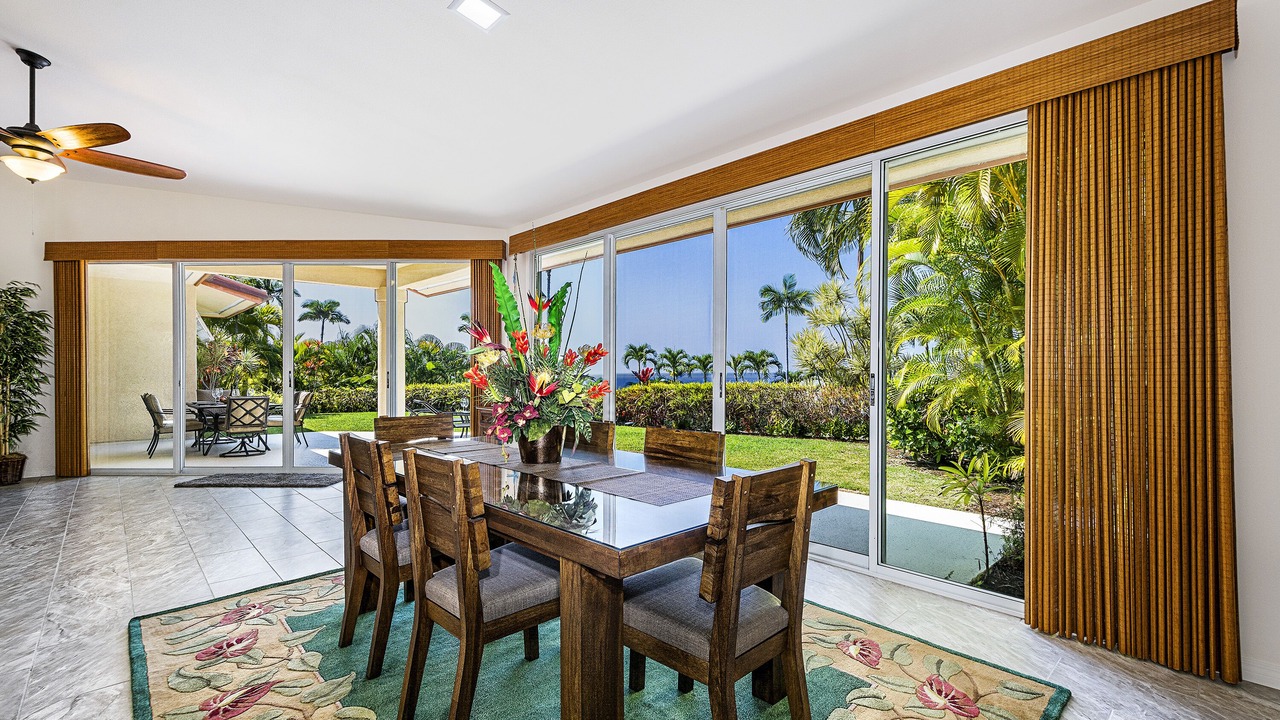 Photo of Bedroom in Kahaluu-Keauhou
