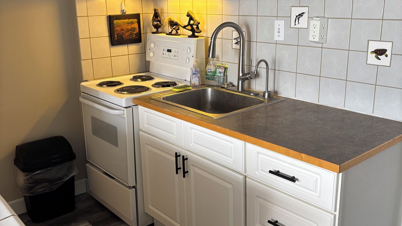 Photo of Kitchen in Makaha