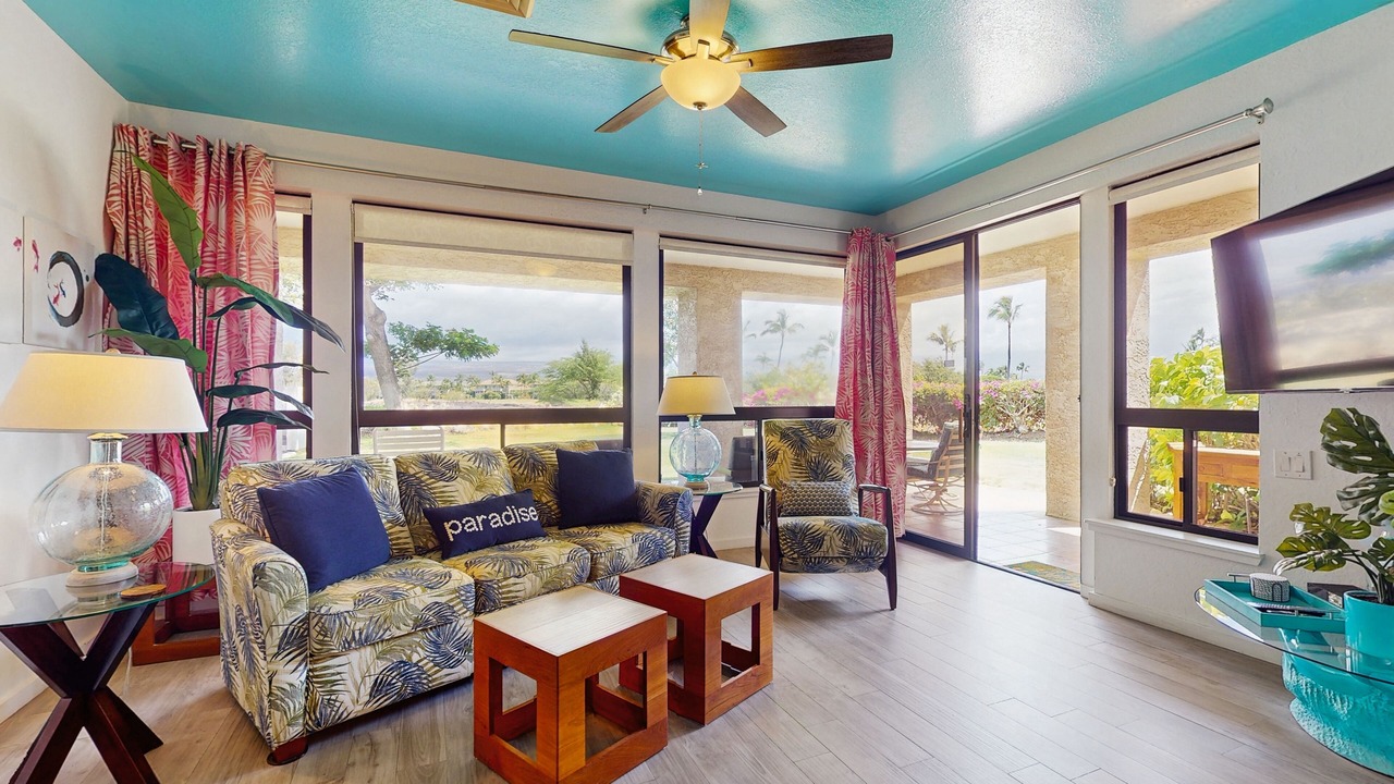 Photo of Livingroom in Waikoloa