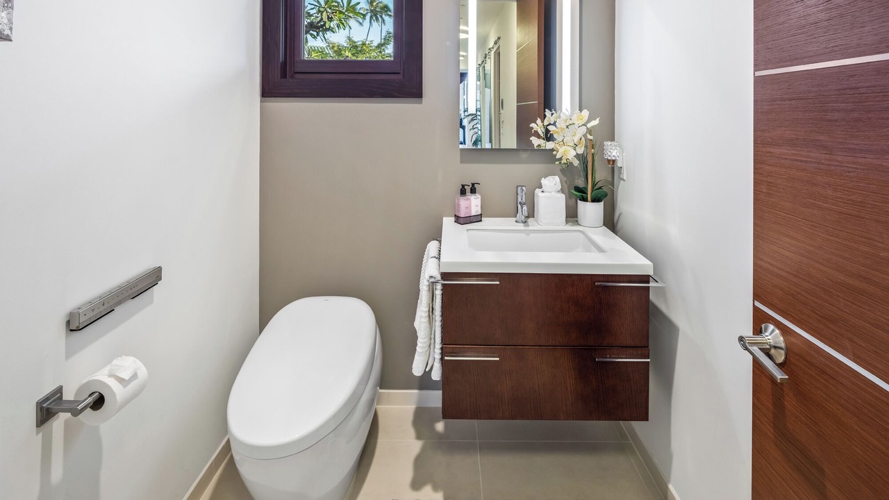 Photo of Bedroom in Kahala