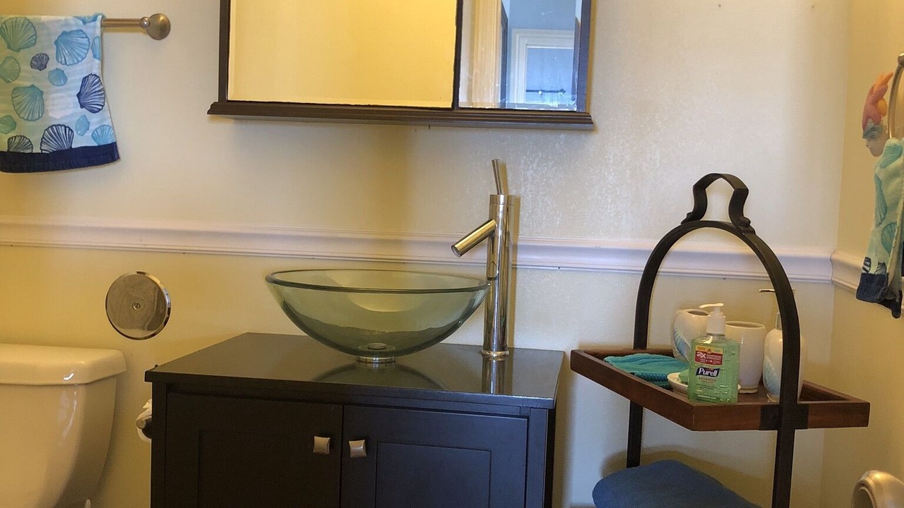 Photo of Bathroom in Kona Palisades