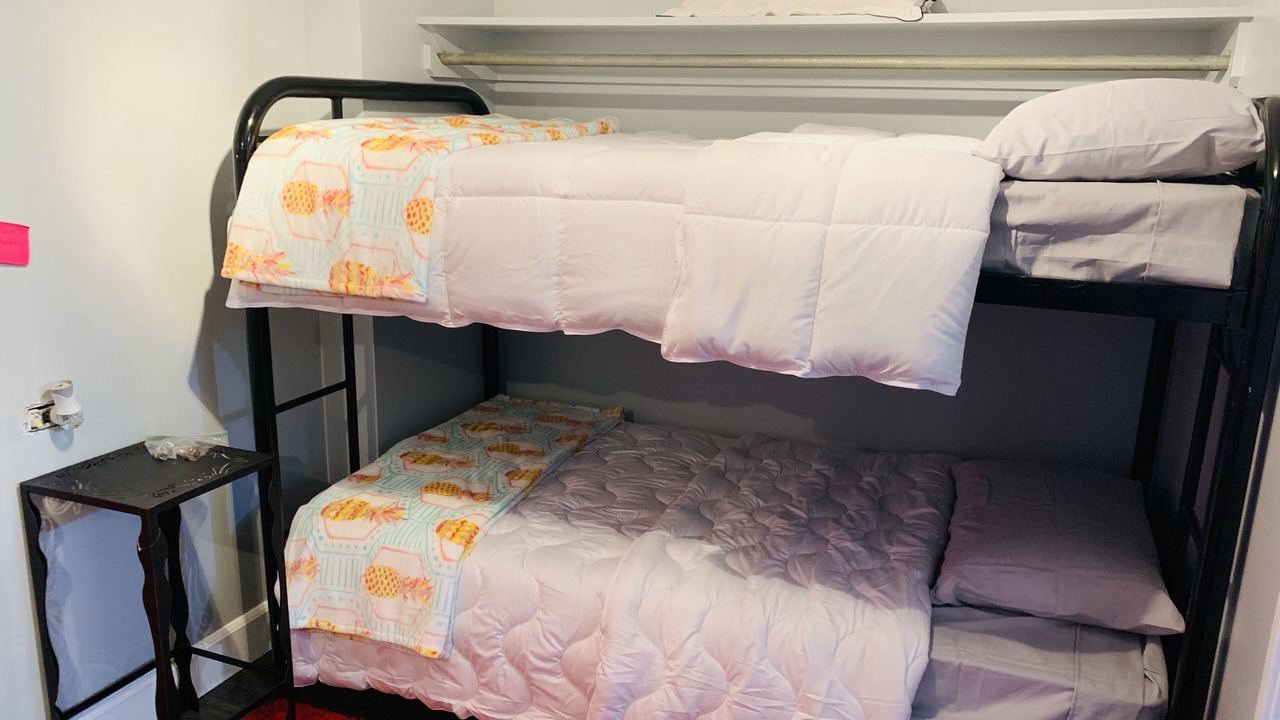 Photo of Bedroom in Makaha