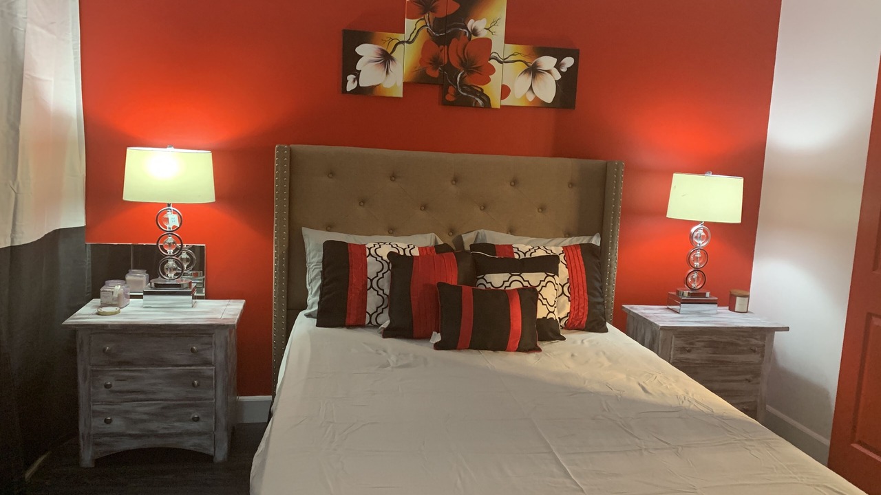 Photo of Bedroom in Makaha