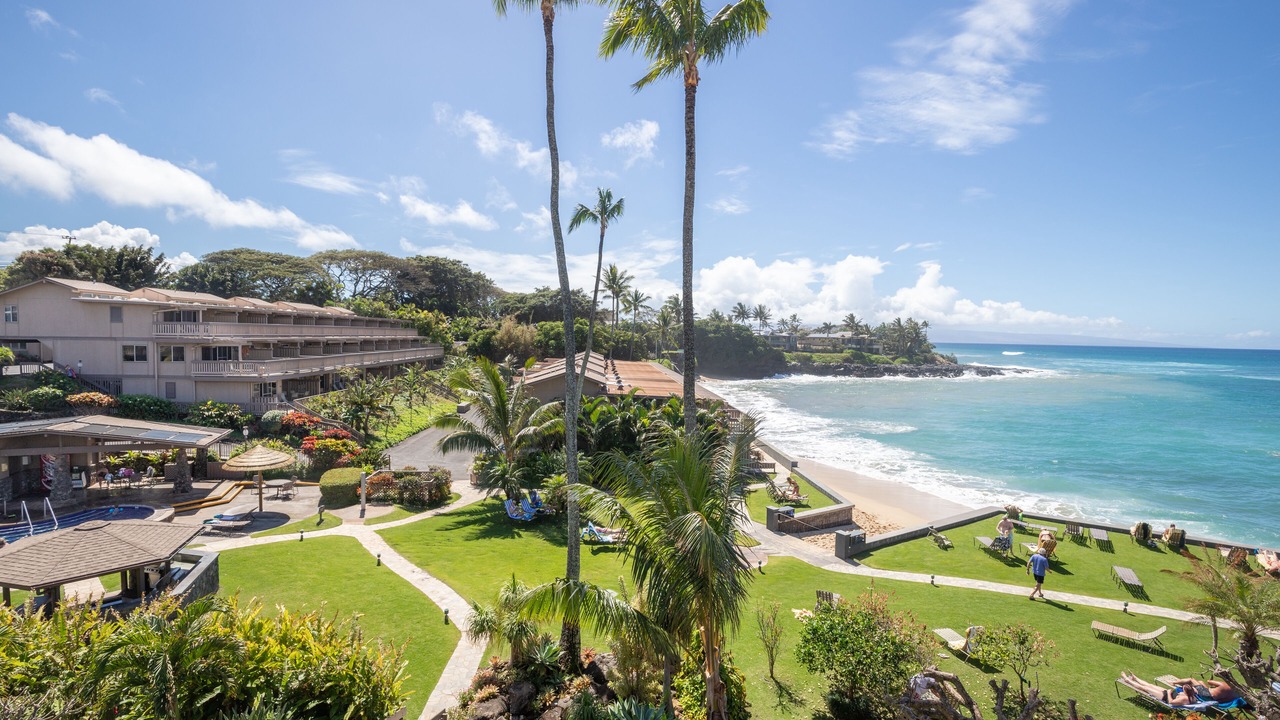 Photo of Others in Kahana