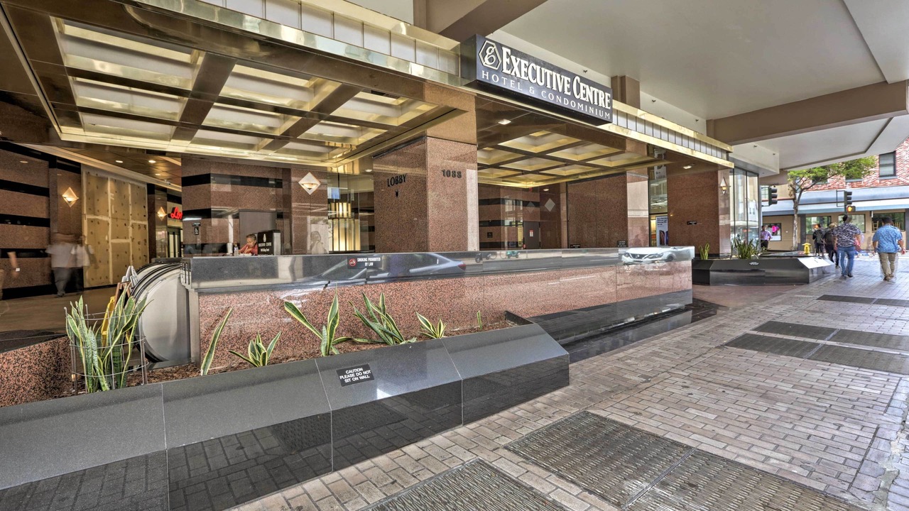 Photo of Others in Downtown Honolulu