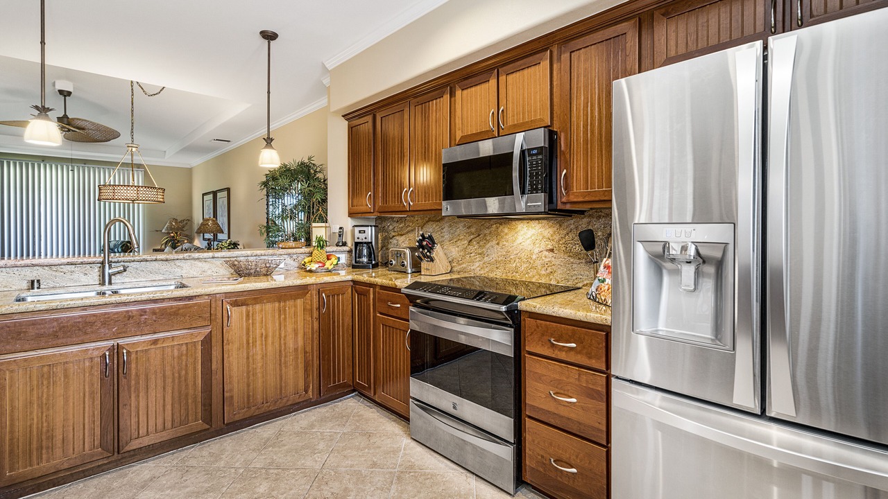Photo of Kitchen in Waikoloa
