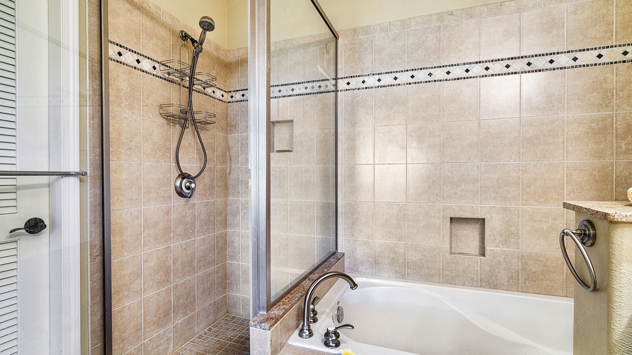 Photo of Bathroom in Waikoloa