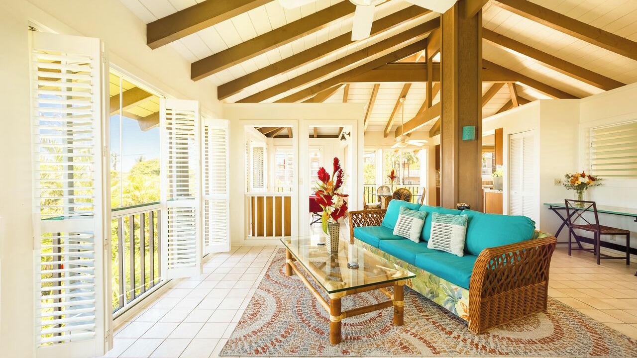 Photo of Livingroom in Kahaluu Bay