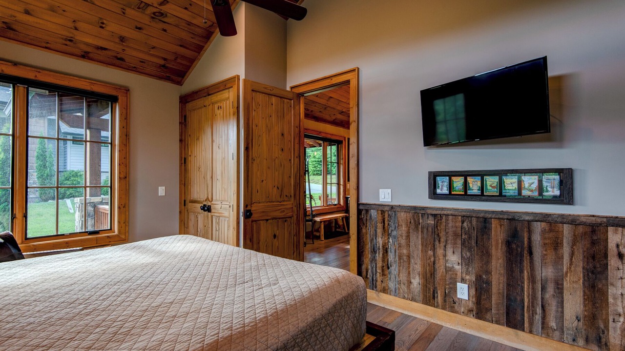 Photo of Bedroom in Banner Elk