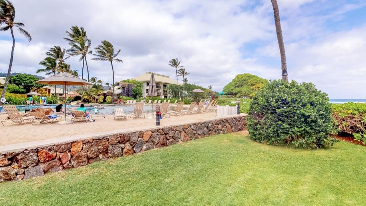Photo of Patio Balcony in Hanamaulu