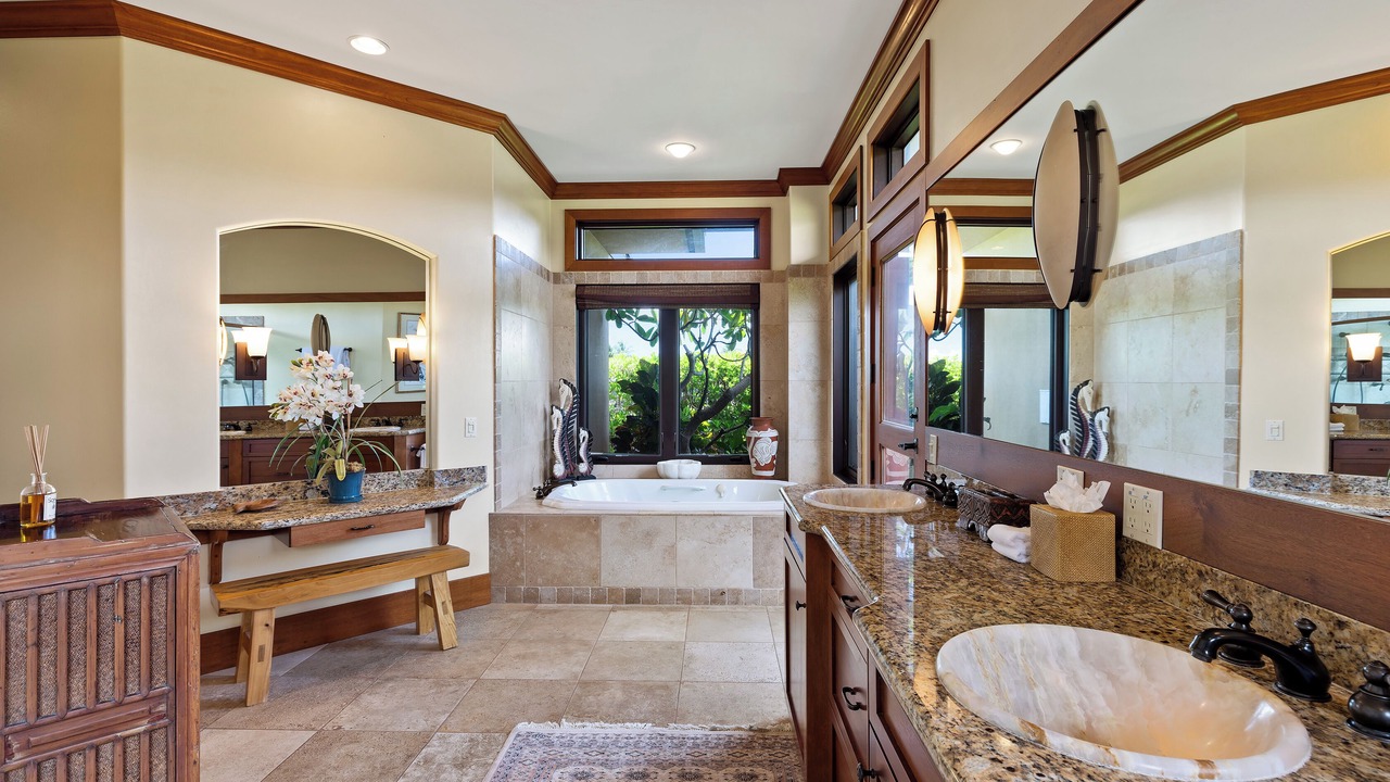 Photo of Bathroom in Waikoloa
