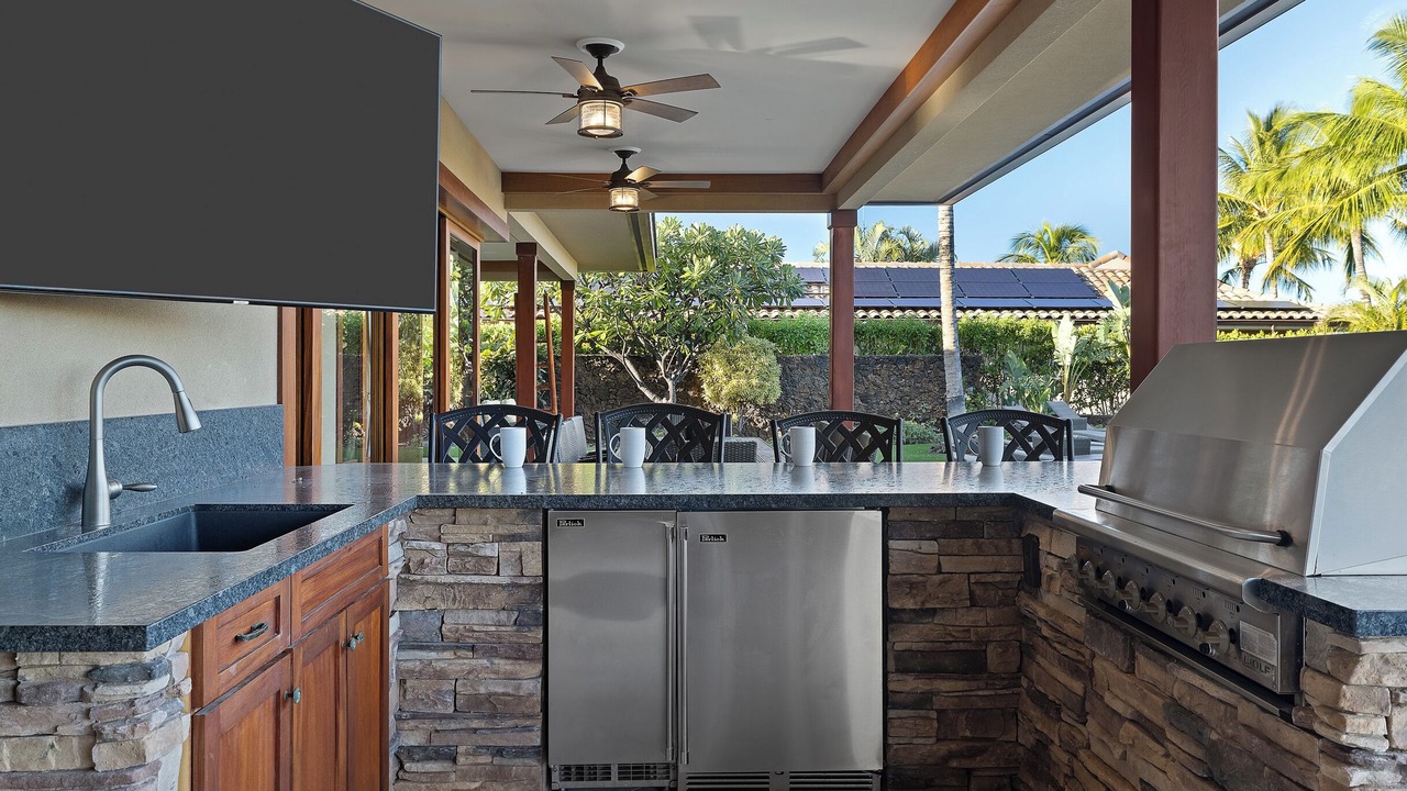Photo of Kitchen in Waikoloa