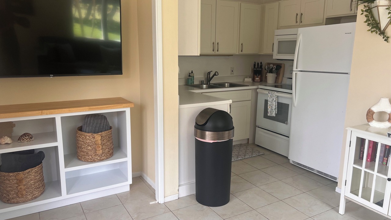 Photo of Kitchen in Kahuku