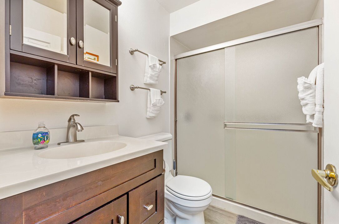 Photo of Bathroom in Kahuku