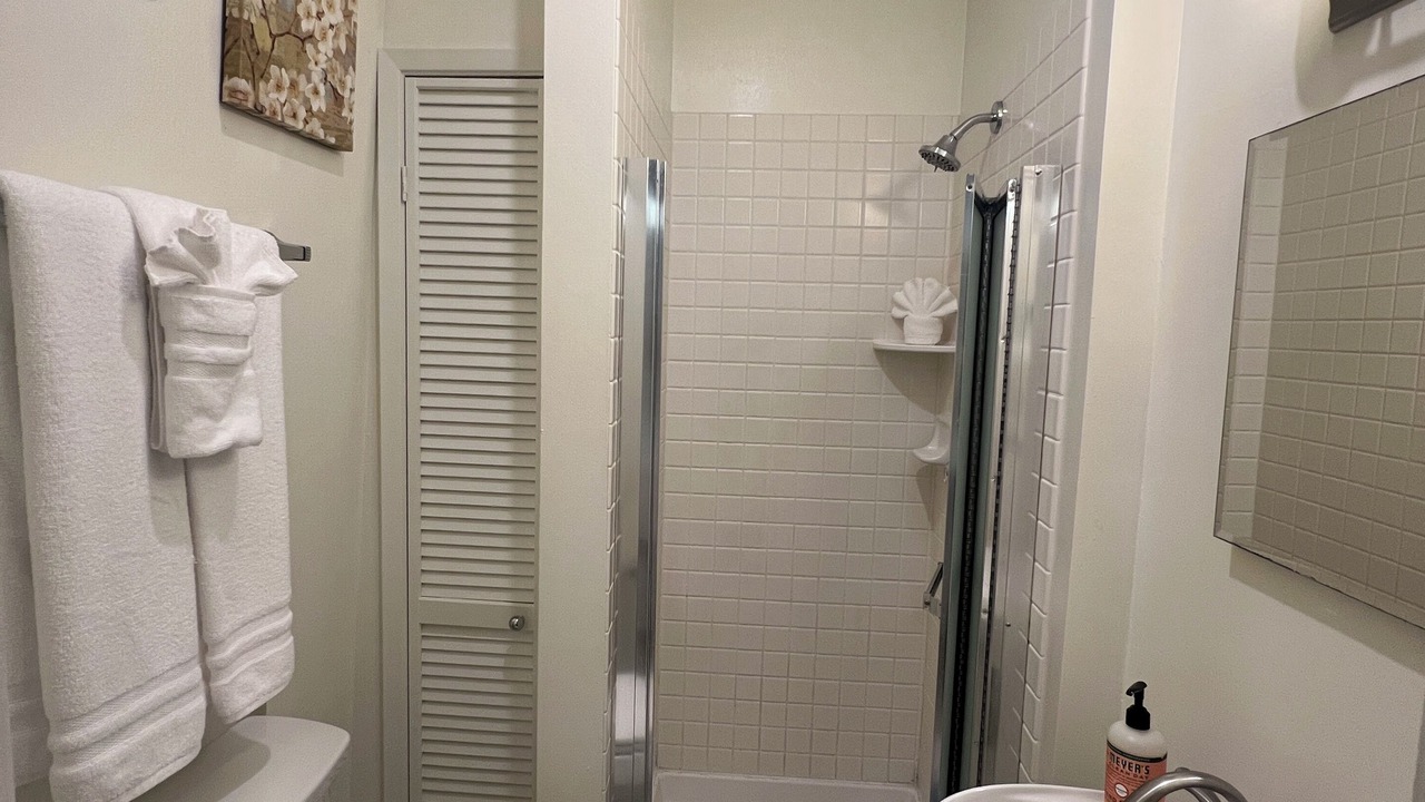 Photo of Bathroom in Kahuku