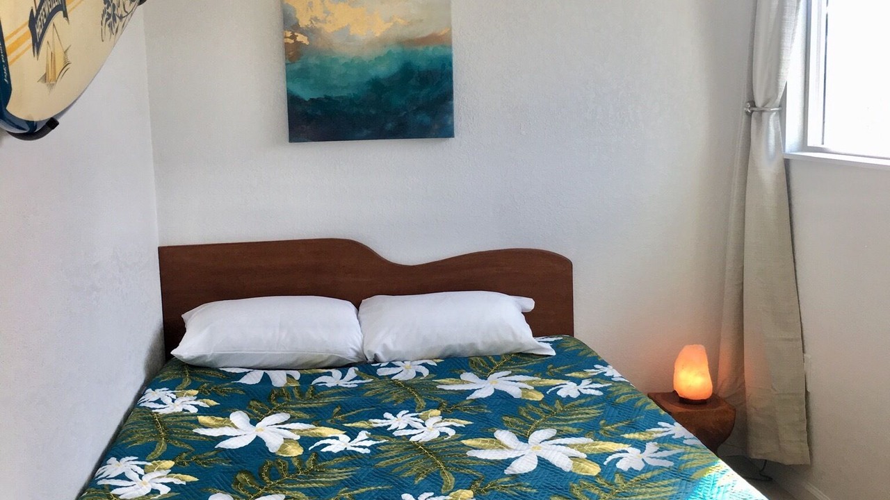 Photo of Bedroom in Kalapana
