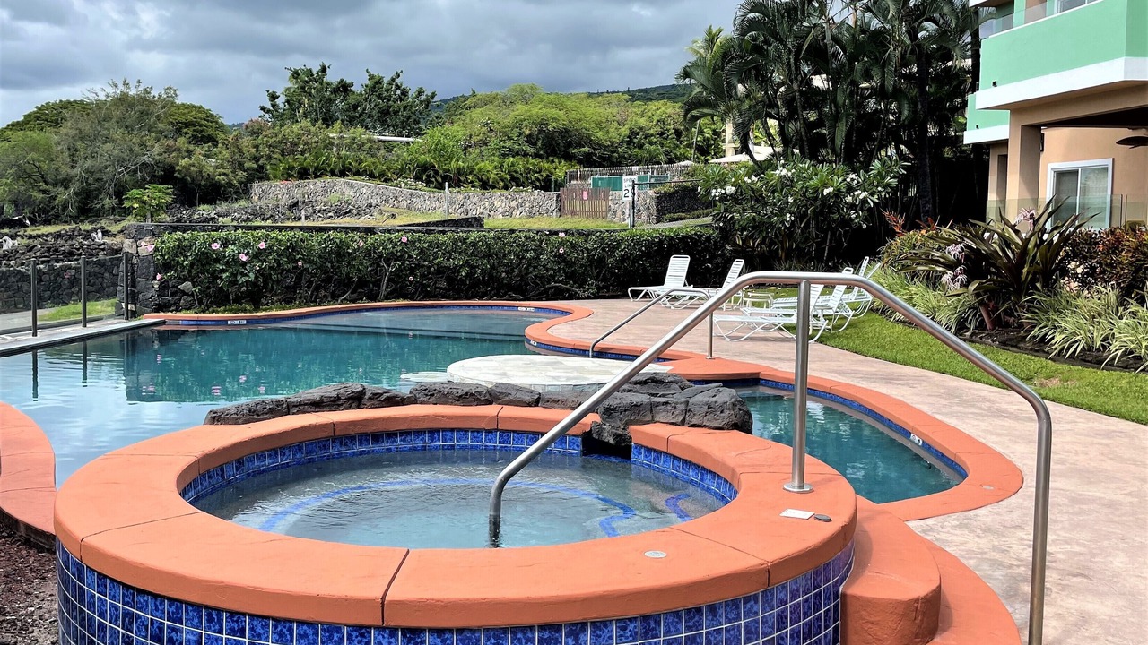Photo of Outdoor in Kahaluu Bay
