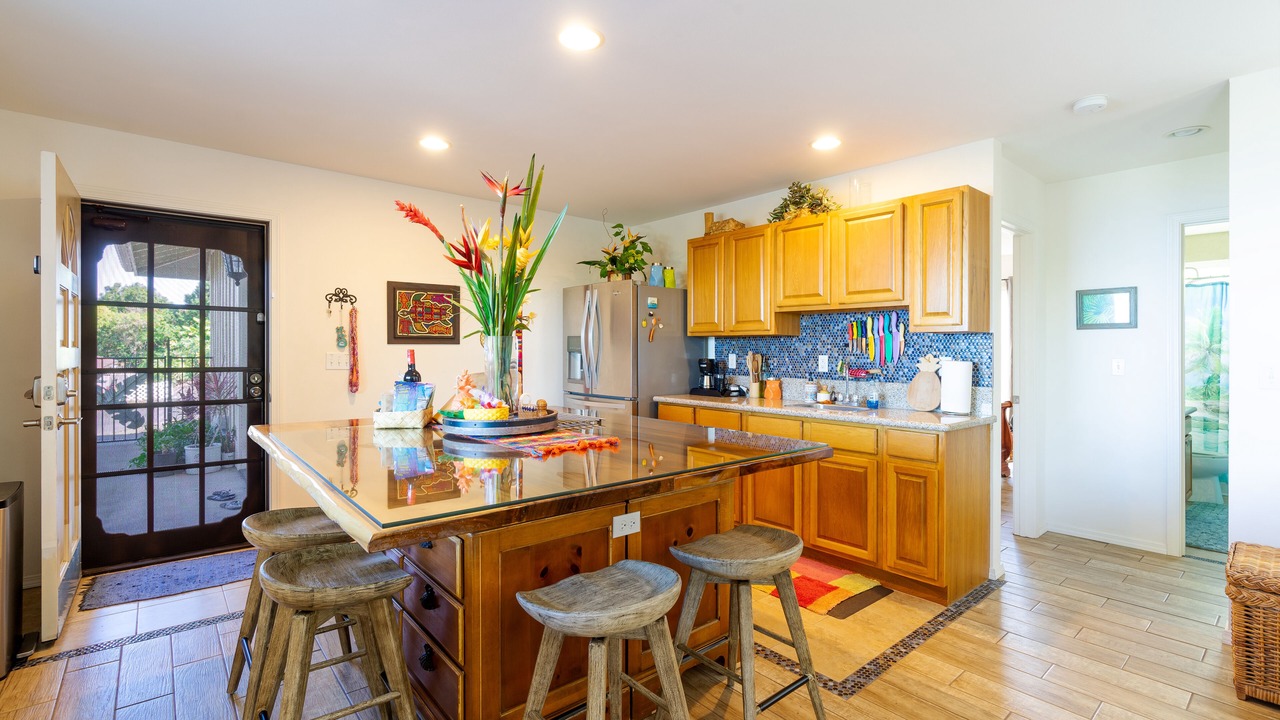 Photo of Kitchen in Kona Palisades