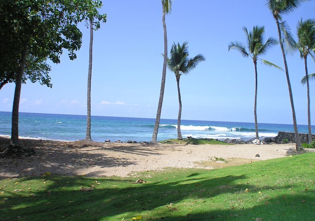 Photo of Others in Historic Kailua Village
