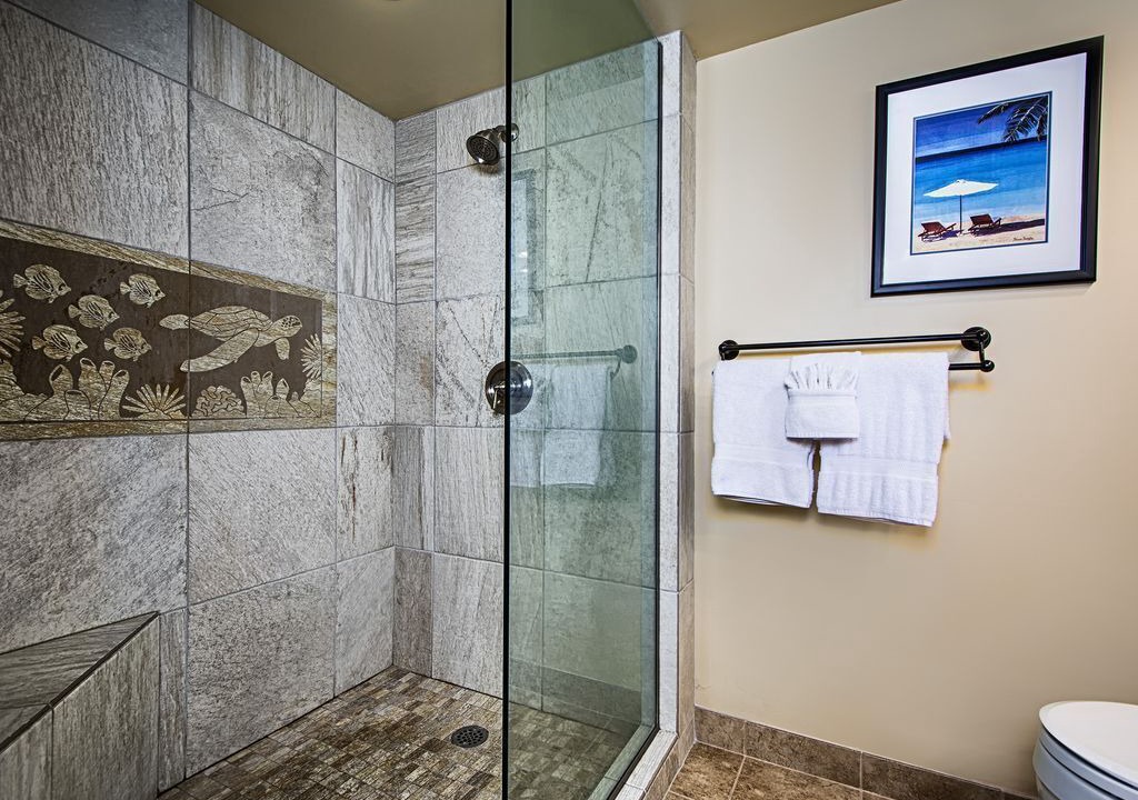 Photo of Bathroom in Historic Kailua Village