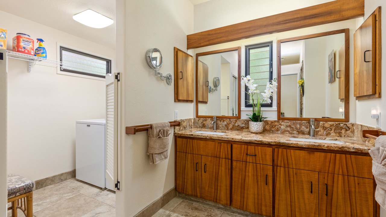 Photo of Bedroom in Keauhou