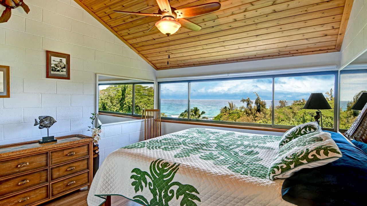 Photo of Bedroom in Hilo