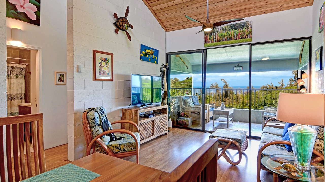 Photo of Livingroom in Hilo