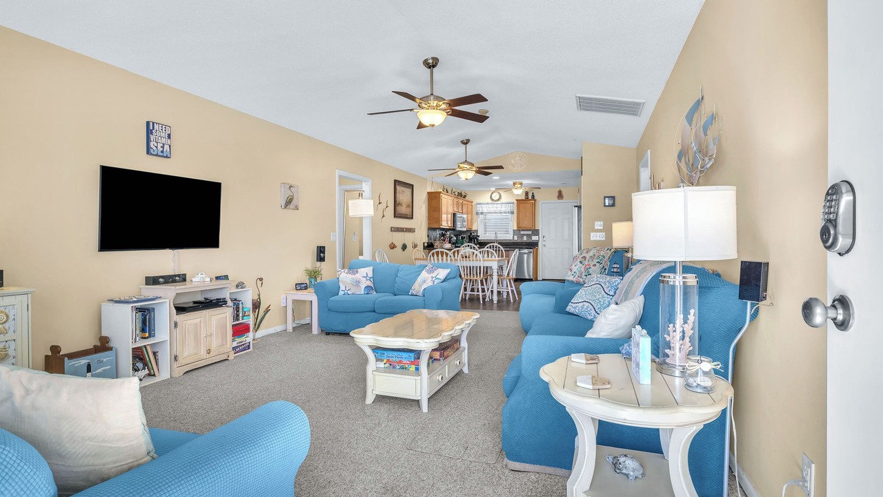 Photo of Bedroom in Long Beach