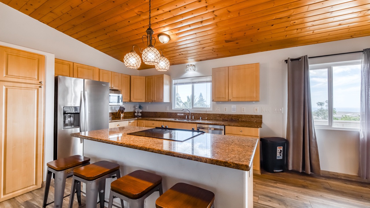 Photo of Kitchen in Waikoloa