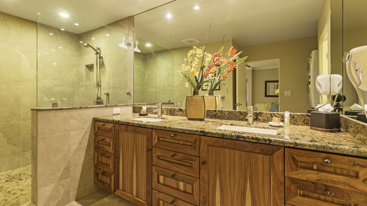 Photo of Bathroom in Kapalua